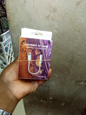 Lightning to 3.5 Mm Jack