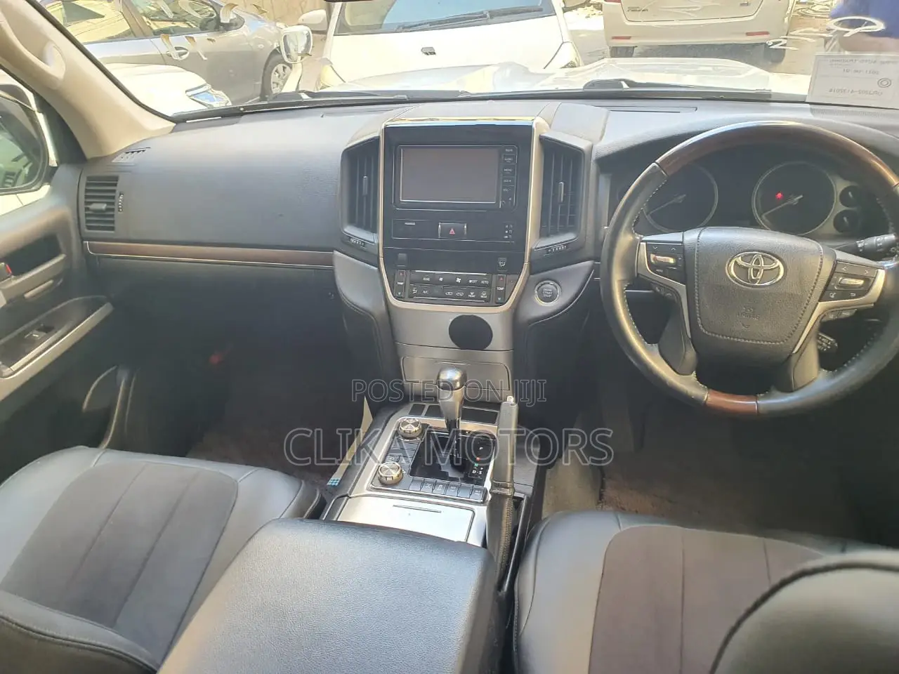 Toyota Land Cruiser Prado 2016 Gray