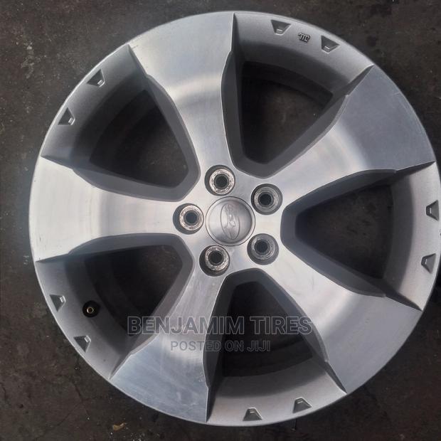 Original Rims Set Sizes 17 Inch for Subaru.