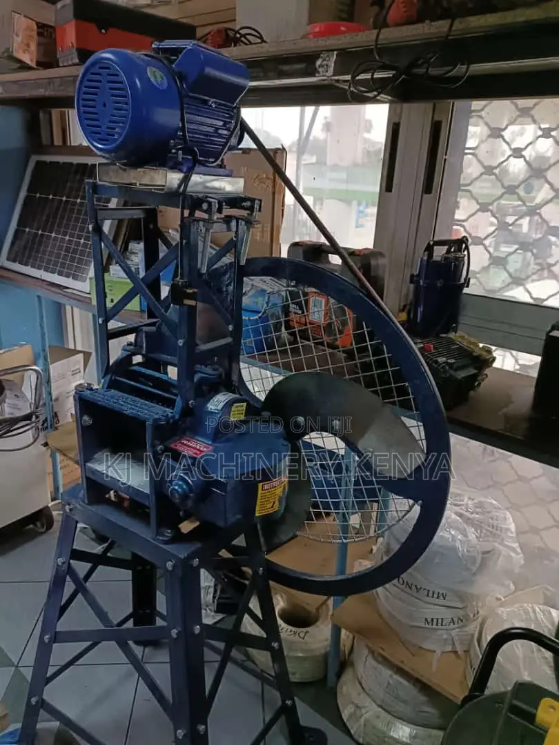 3 Blade Chaff Cutter (2hp Motor)