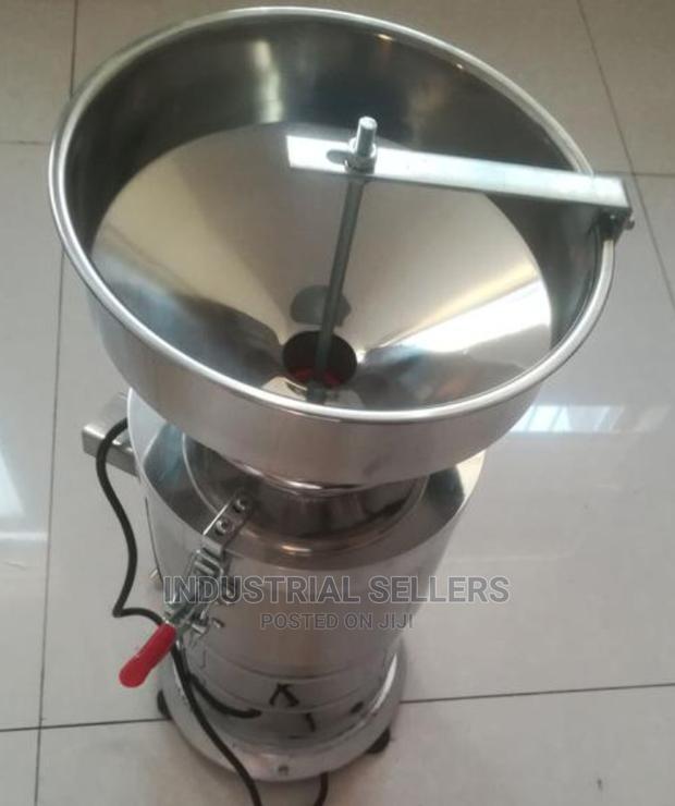 Powerful Peanut Butter Grinder - main view