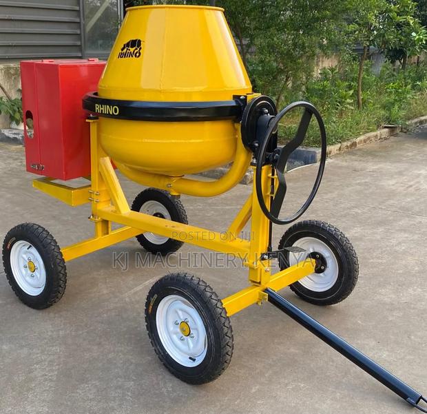 Rhino Concrete Mixer 400litres on OFFER!