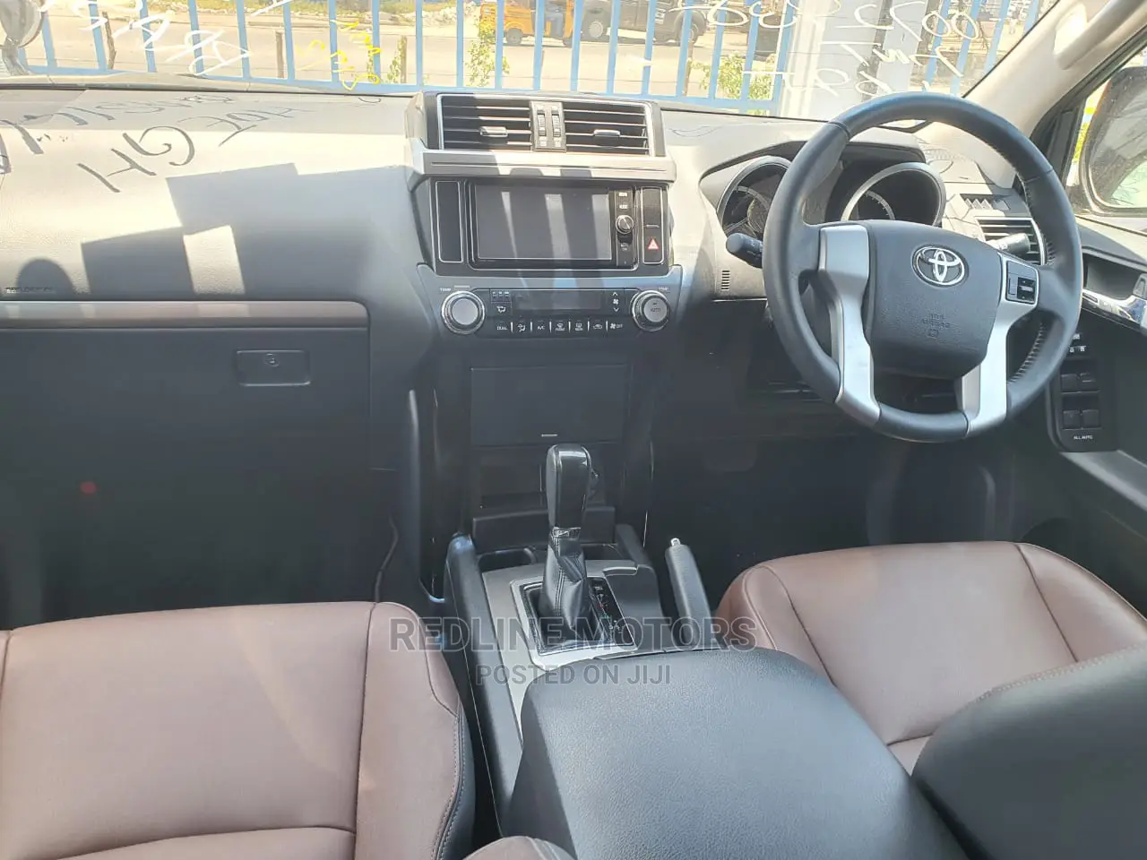 Toyota Land Cruiser Prado 2012 2.7 I Brown