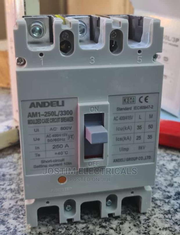 200A 3pole McCb - main view