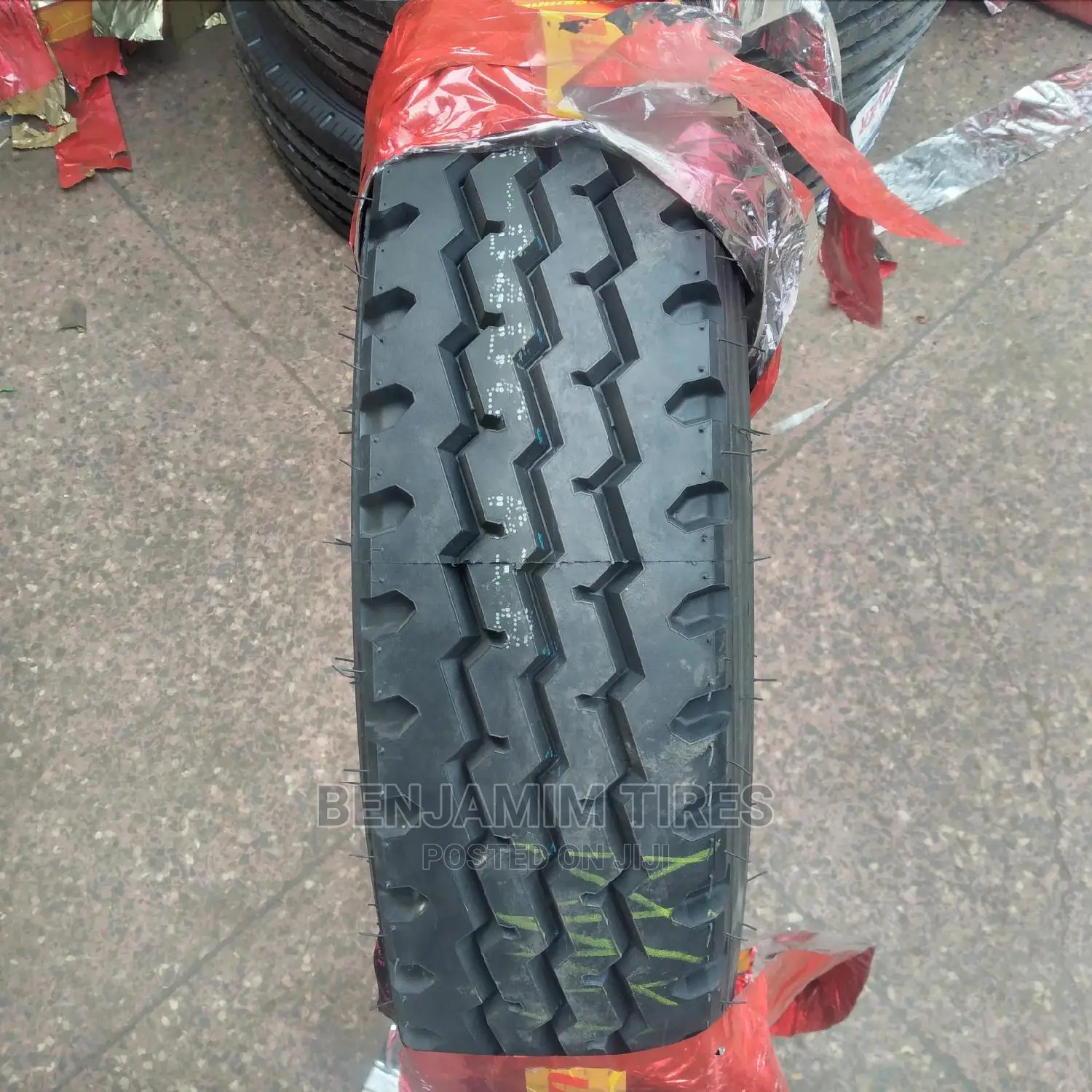 Roadshine Tires Sizes 7.00R16 Both Tubetype and Tubeless