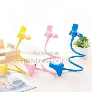 Universal Smartphone Desk Grip Mount