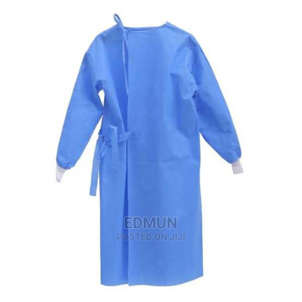 Hospital Isolation Gowns