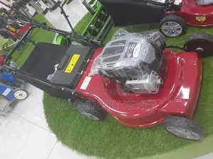 5.5hp Self Propelled Briggs and Stratton Lawn Mower (New)