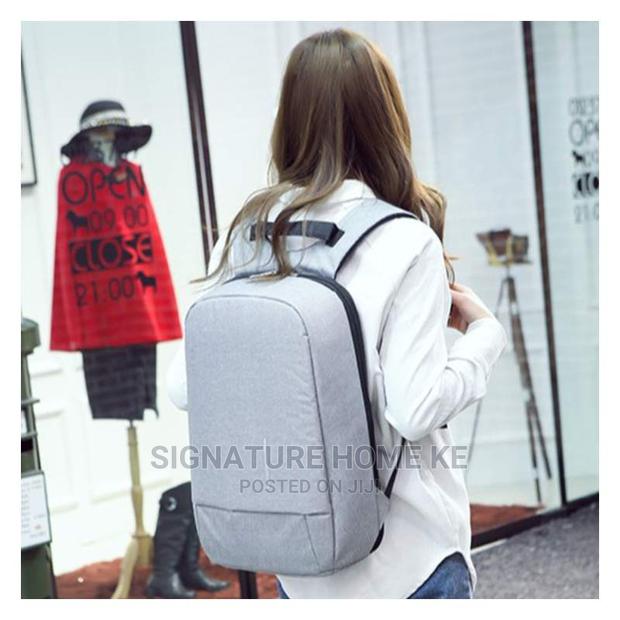 Unisex Anti-Theft Backpack - thumbnail 3