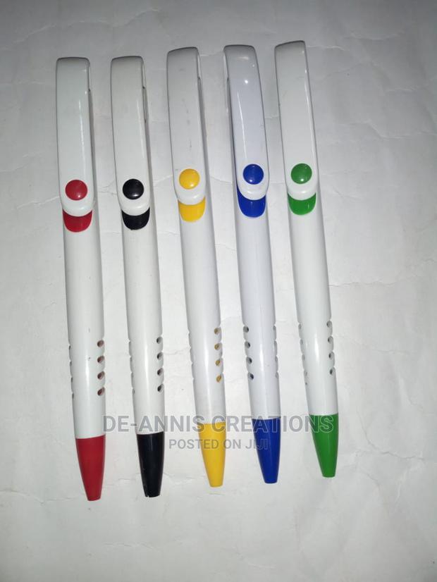 Plastic Pen Dot