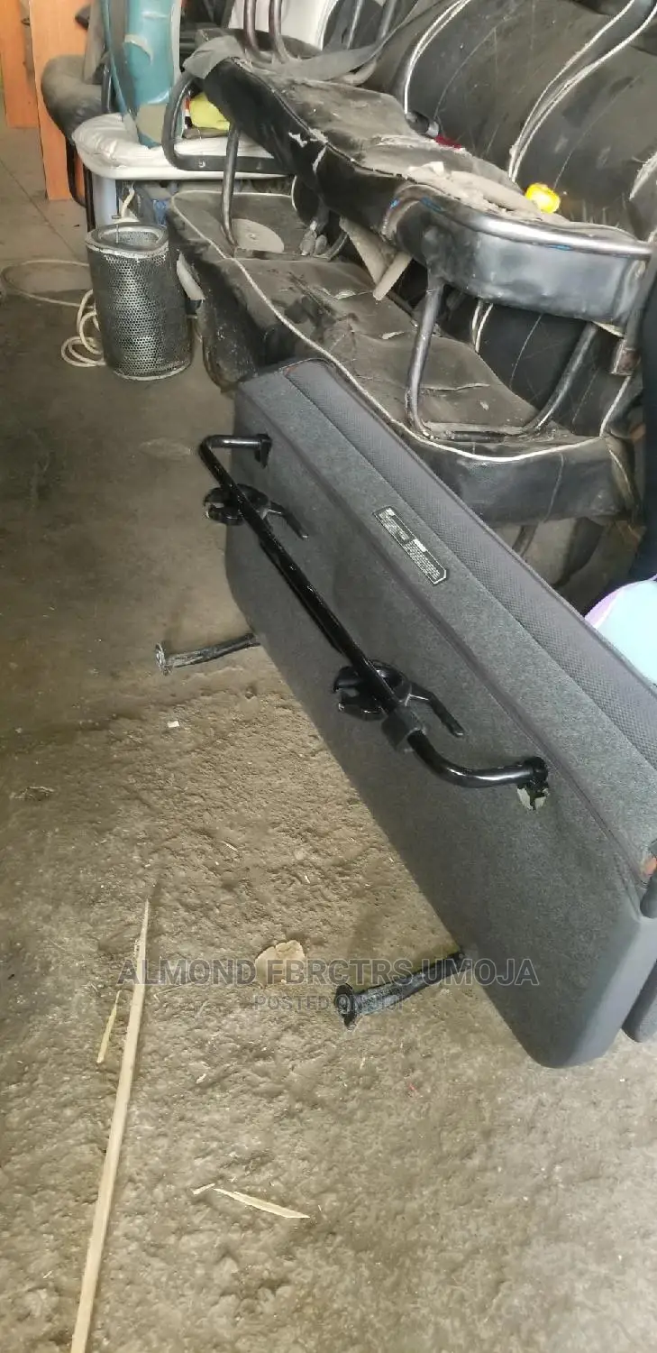 Nv200 Foldable Seat