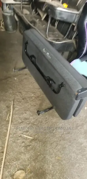 Nv200 Foldable Seat