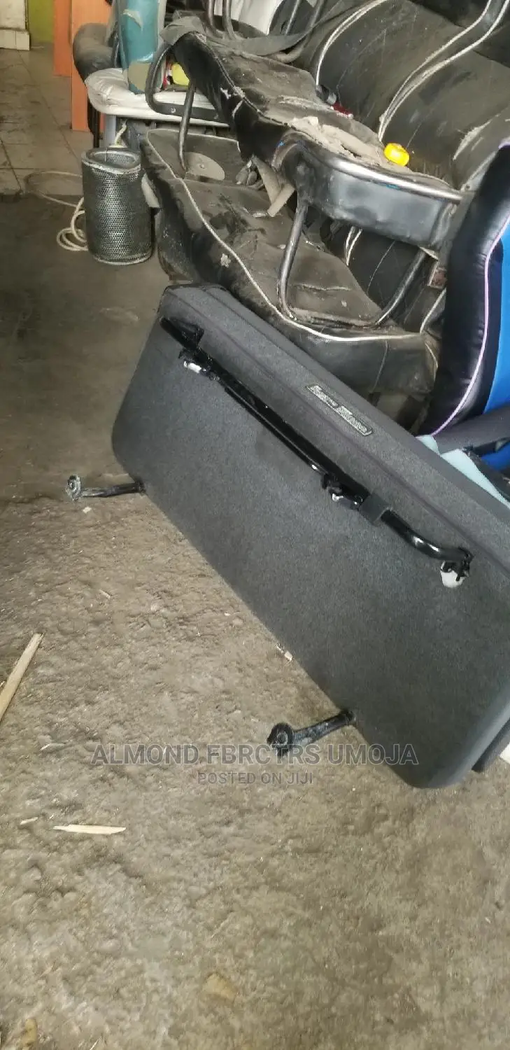 Nv200 Foldable Seat