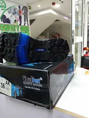 Vaultex Shoes (Safety Industrial Boot)