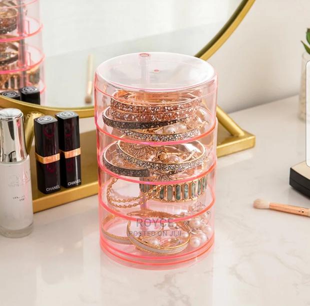 Rotating Acrylic Storage Box - thumbnail 3