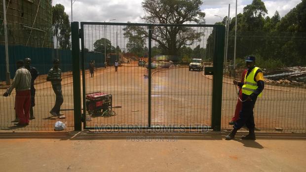 Heavy Galvanized Mesh Swing Gate Supply And Installation Acc - thumbnail 3