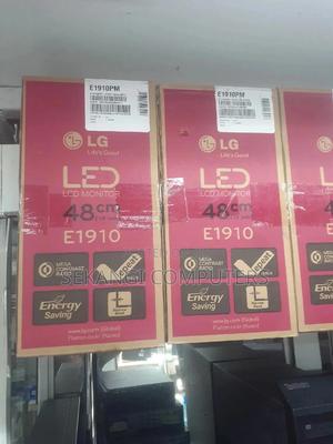 Lg TFT 19" Sq - main view