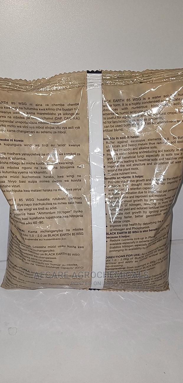 Blackearth 85 WSG Water Soluble Soil Amendment and Blend 1kg - thumbnail 2