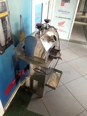 Fresh Sugarcane Extractor