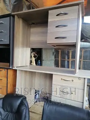 Very High Quality Office Desk
