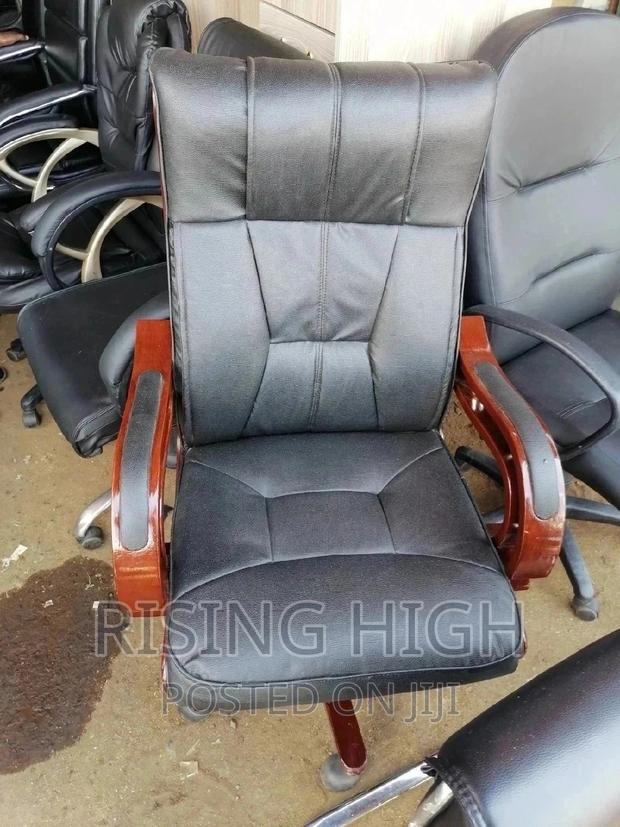 Comfy Executive Office Chairs - main view