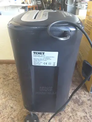 UK-10 Sheet A4 Shredder