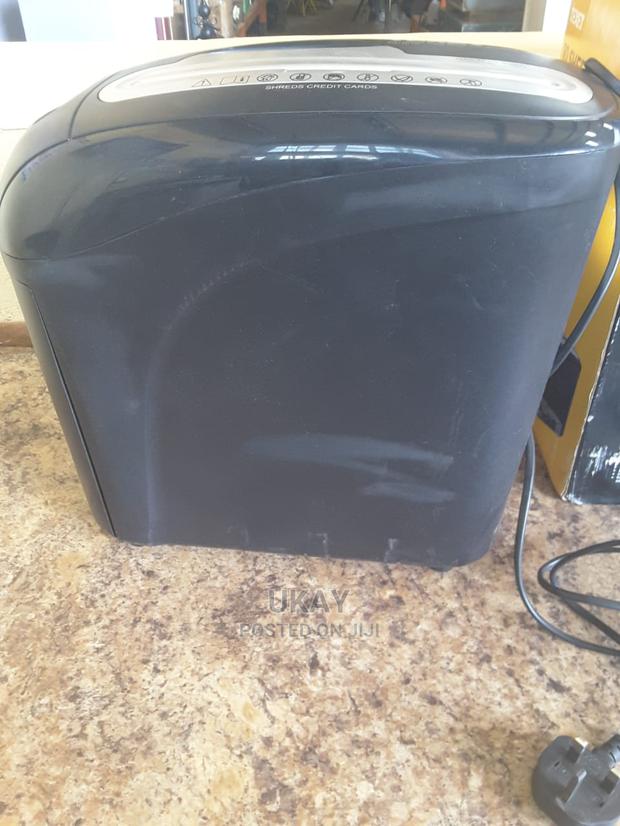 UK-10 Sheet A4 Shredder - thumbnail 5