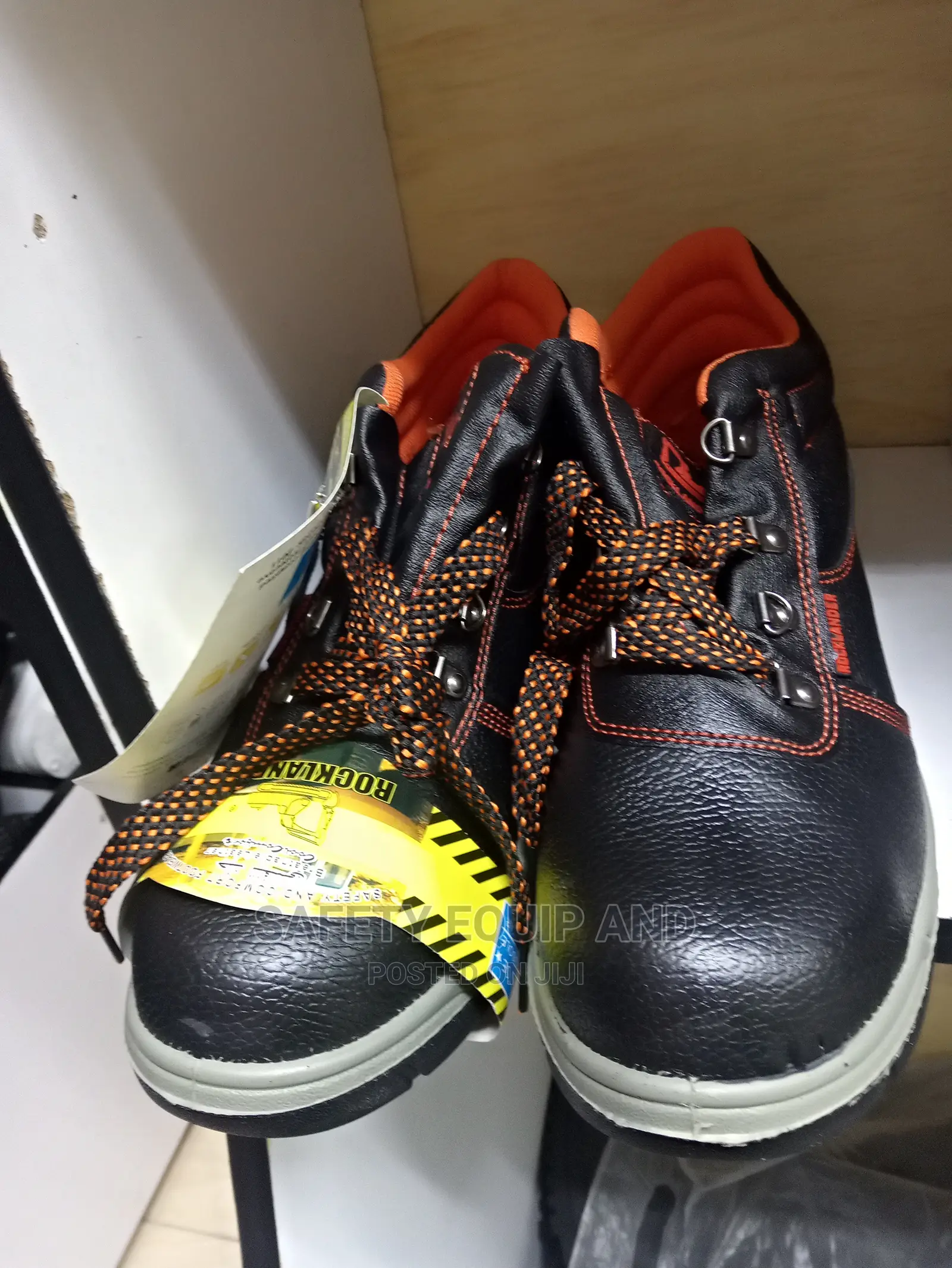 Safety Boots in Stock(Rocklander)