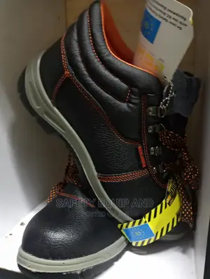In Stock! New Rocklander Safety Boots