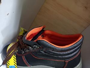 New Safety Boots Available Now!/ Rocklander - thumbnail 2