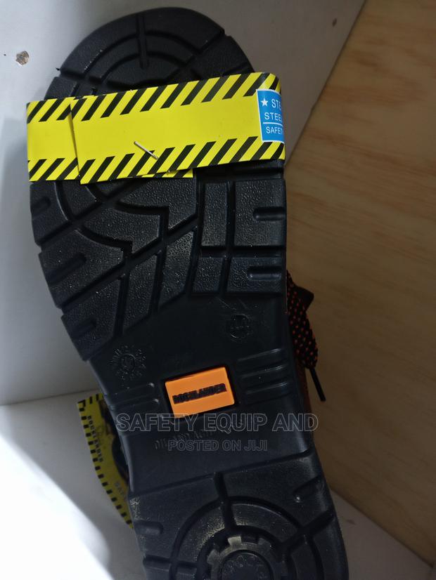 New Safety Boots Available Now!/ Rocklander - thumbnail 3