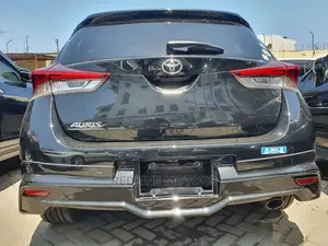 Toyota Auris 2016 Black