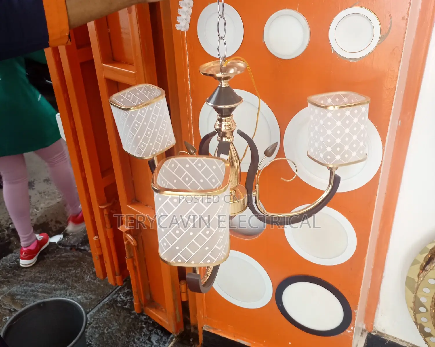 3 Bulbs Holders