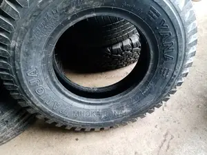 Yana Pamoja 750R16