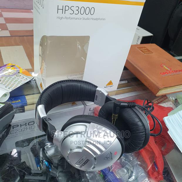 Behringer HPS 3000 Professional Studio Headphones - thumbnail 3