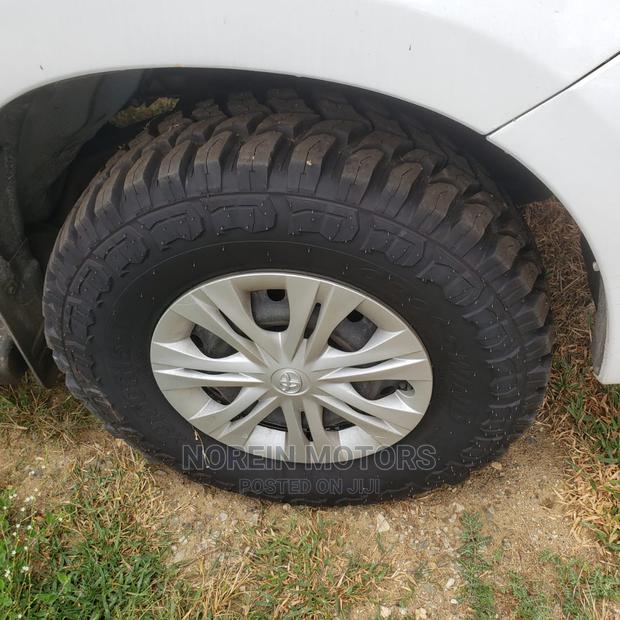 Toyota Hilux 2014 Off White - thumbnail 5