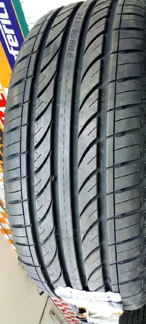 225/60r16 Mazzin Tires Made in China