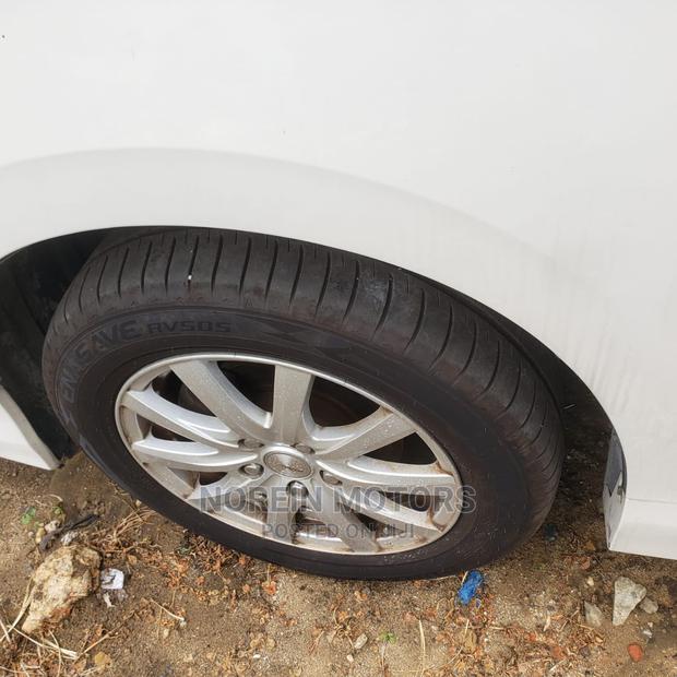 Toyota Noah 2014 White - thumbnail 9