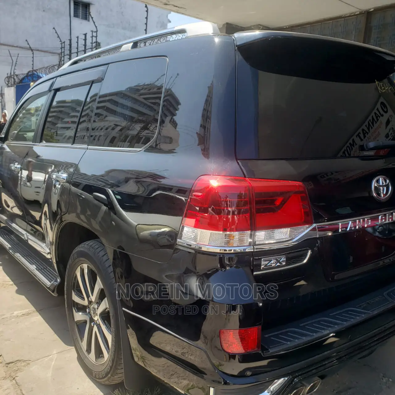 Toyota Land Cruiser Prado 2017 Black