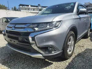 Mitsubishi Outlander 2016 SE AWC Gray