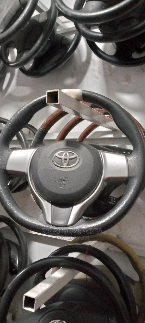 Toyota Ractis Steering Wheel - main view