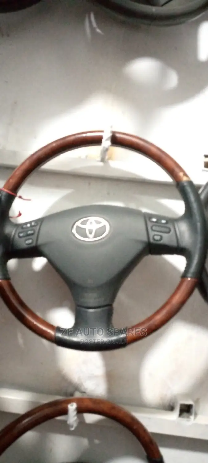 Toyota Harrier Steering Wheel