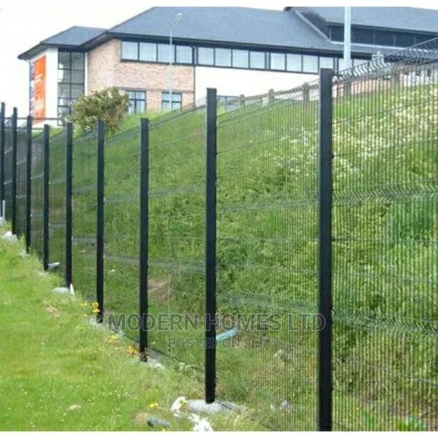 Clear Galvanized Anti-Climb Fence for Malls and Residences