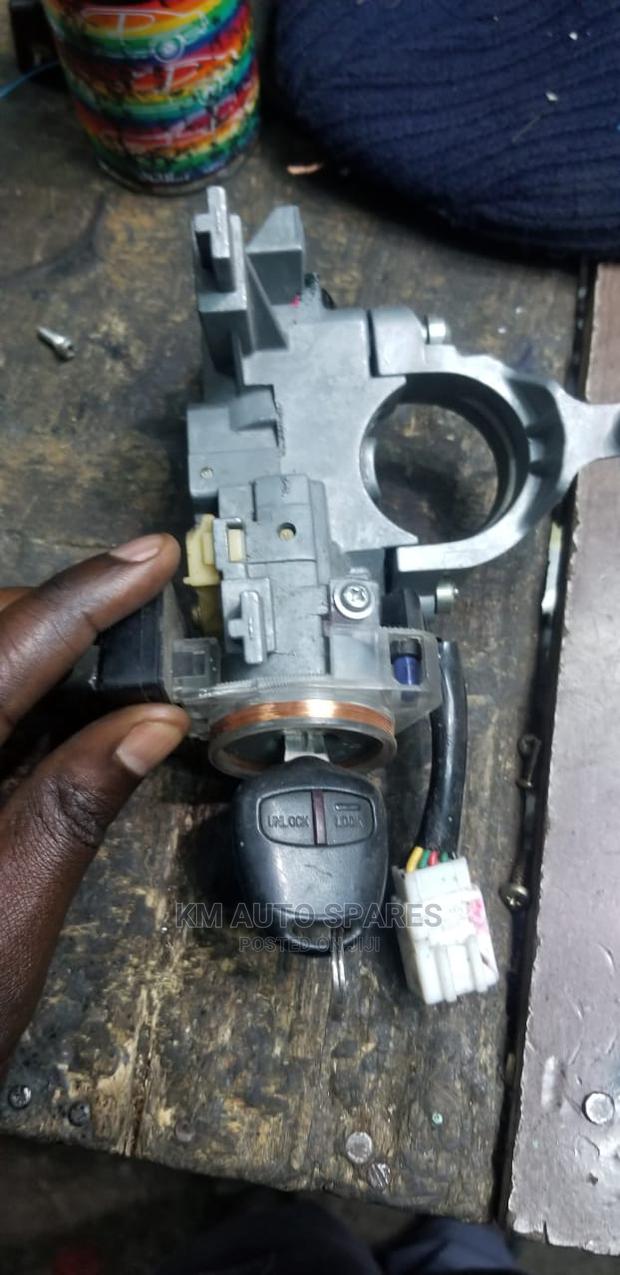 Mitsubishi Pajero Ignition Lock Switch. - thumbnail 3