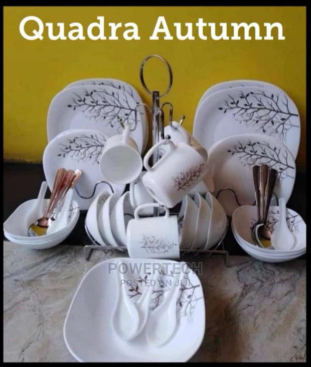 39pc Quadra Dinner Set 
