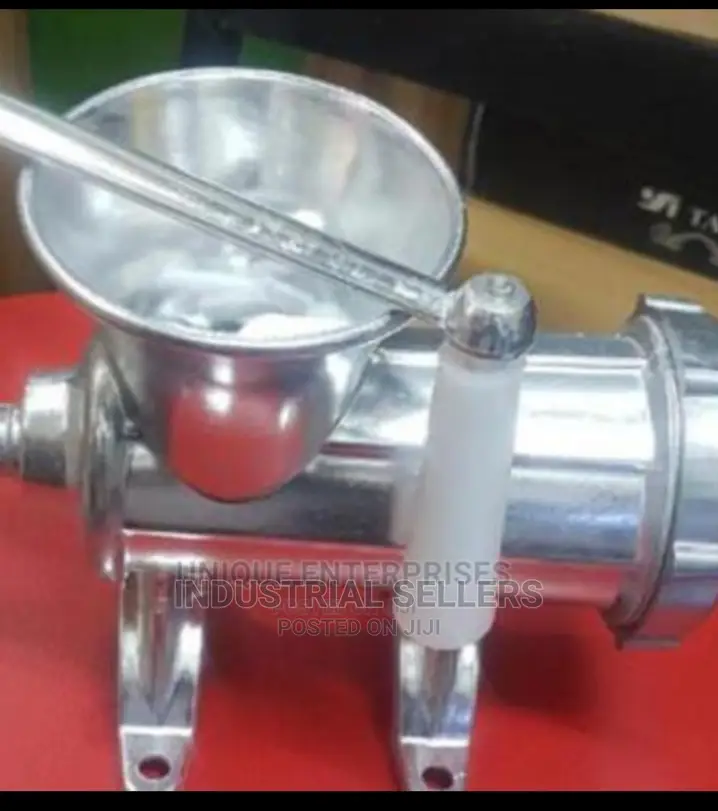 Size 32 Manual Mincer (Stainless)