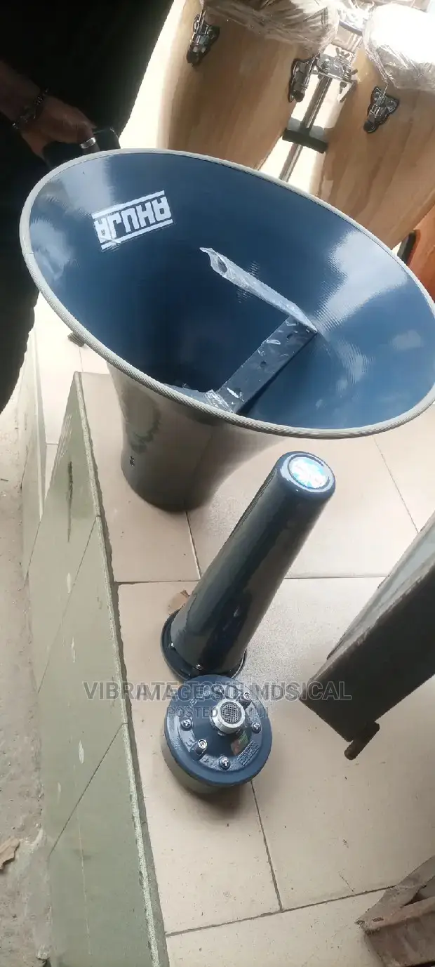 Horn Speaker 21"