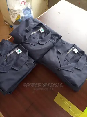 Dust Caots ( Overalls)