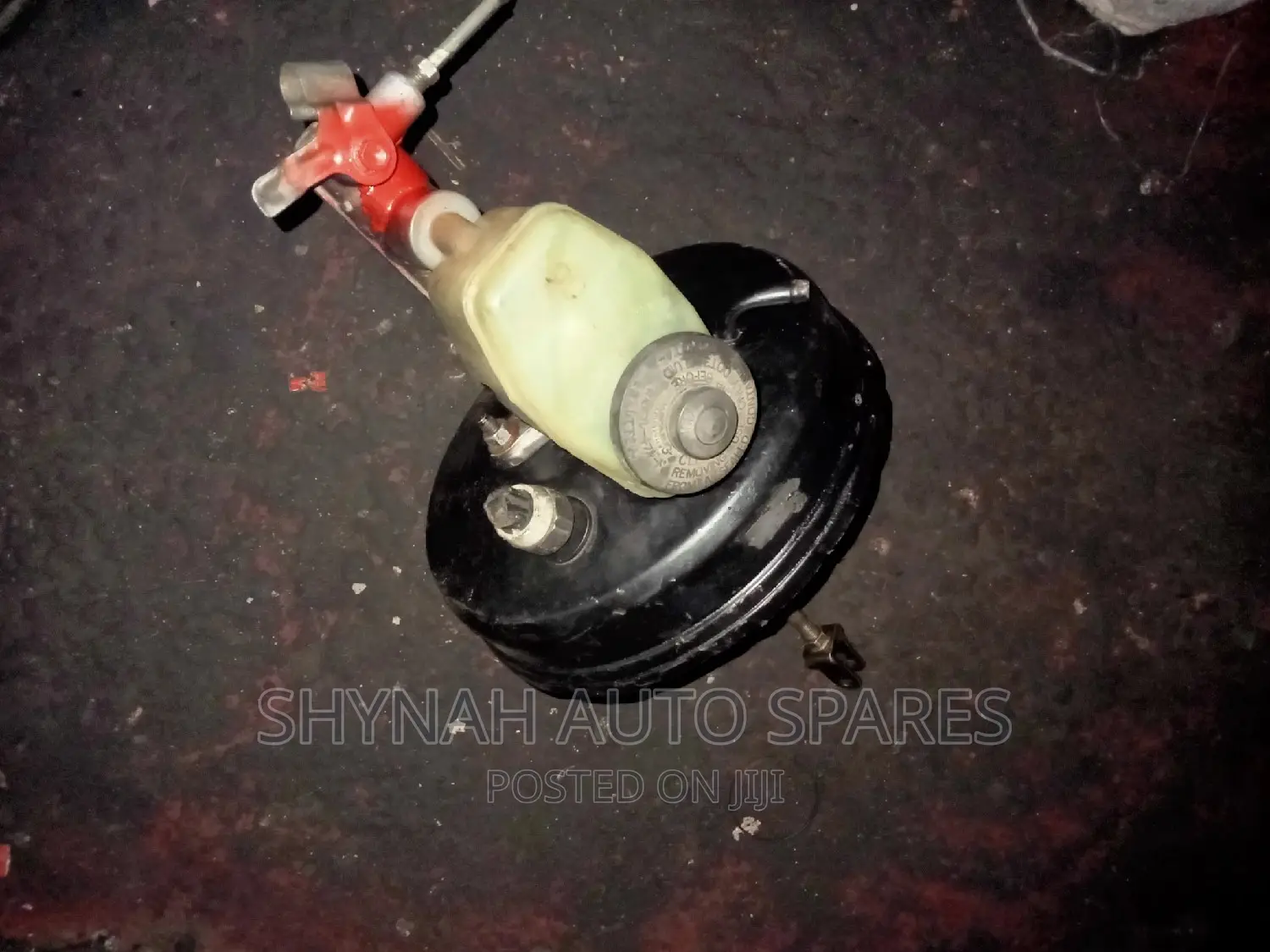 Brake Master Cylinder and Booster Toyota Hillux Millennium