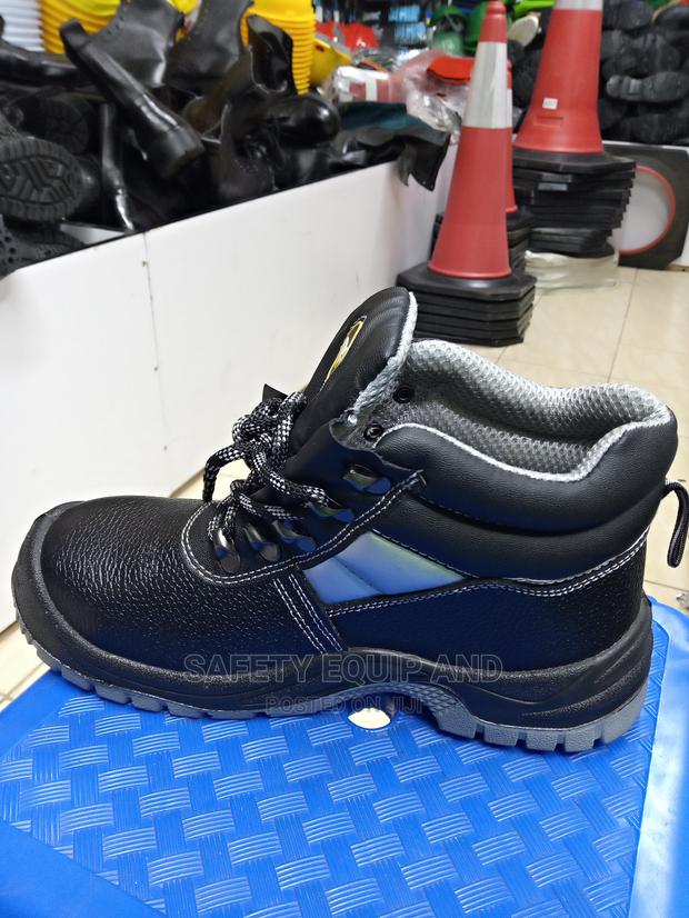 Ultimate Plus Boots on Sale! - thumbnail 3